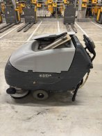 Podlahový mycí stroj Nilfisk BA 651